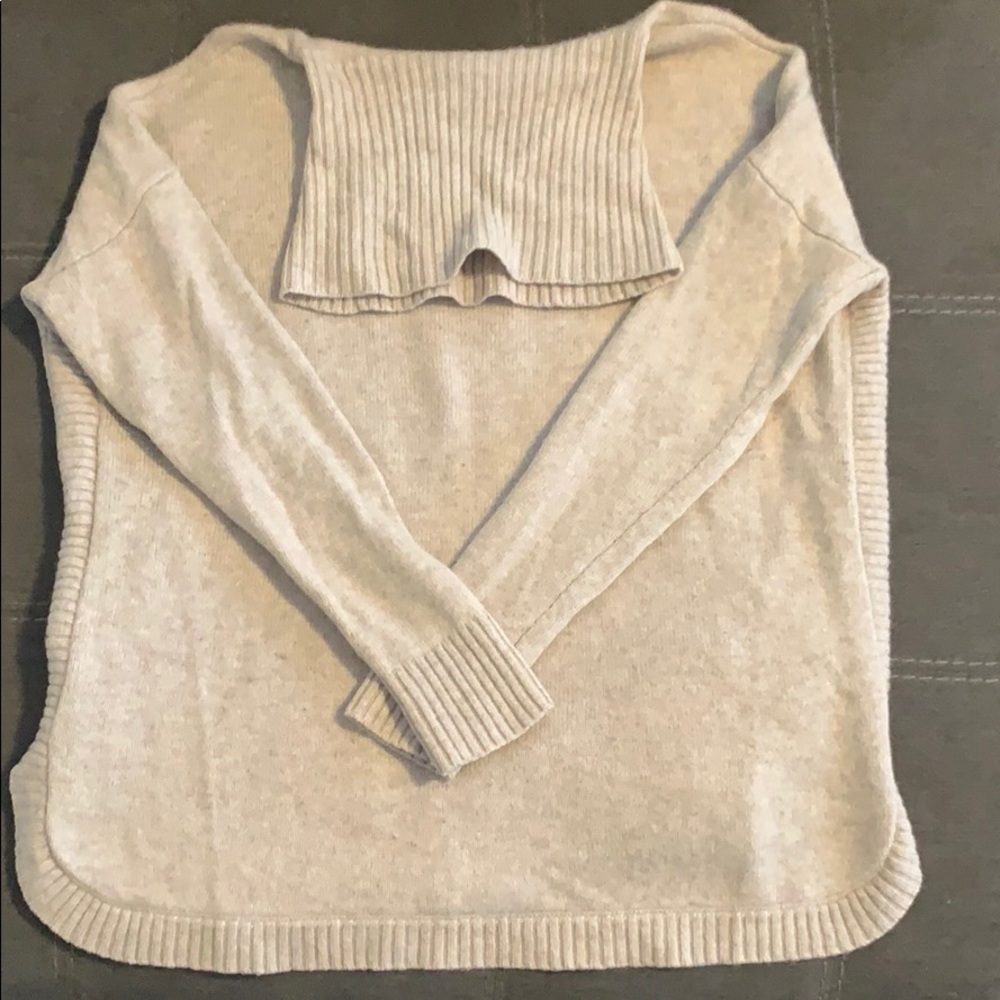 Vineyard Vines cashmere turtleneck sweater